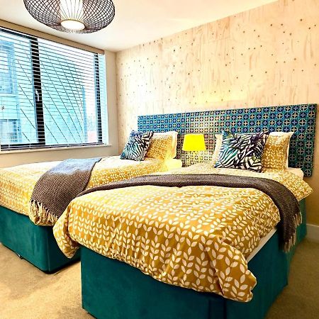 Beautiful New 2 Bedroom Apartment - Next To The Beach - Great Location - Free Parking - Fast Wifi - Smart Tv - Sleeps Up To 4! Close To Purbeck, Corfe Castle, Sandbanks, Poole & Bournemouth Swanage Εξωτερικό φωτογραφία