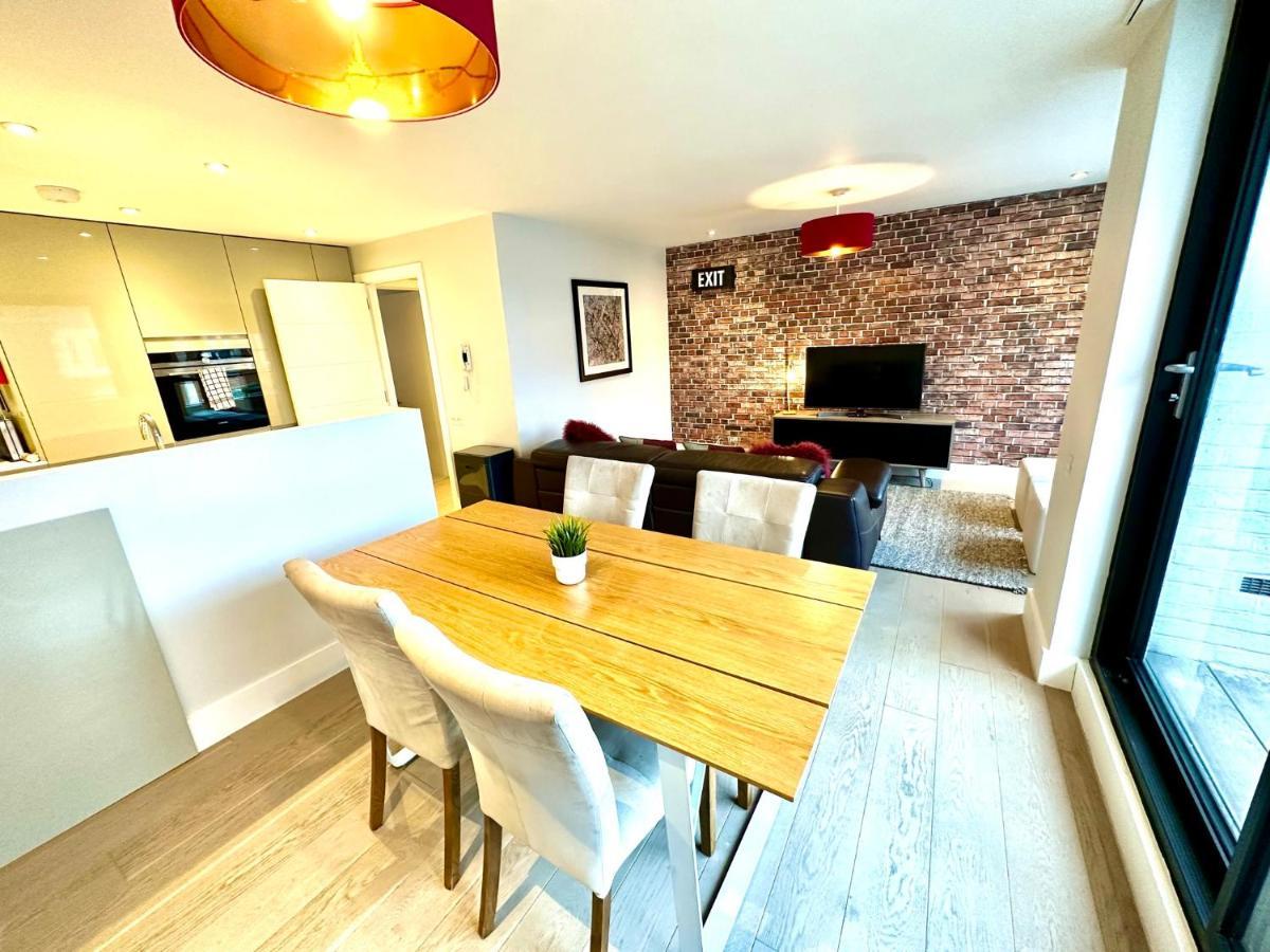 Beautiful New 2 Bedroom Apartment - Next To The Beach - Great Location - Free Parking - Fast Wifi - Smart Tv - Sleeps Up To 4! Close To Purbeck, Corfe Castle, Sandbanks, Poole & Bournemouth Swanage Εξωτερικό φωτογραφία